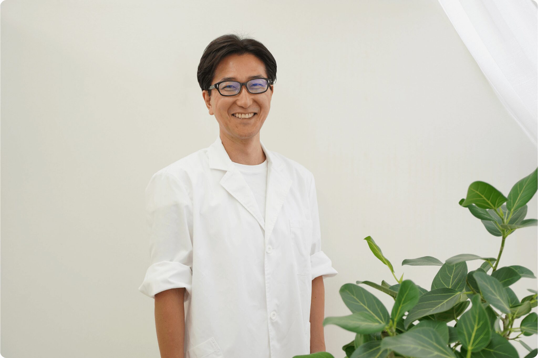 山本鍼灸治療院の院長山本健太郎氏のお写真